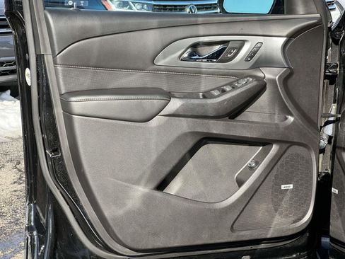 Used 2019 Chevrolet Traverse Premier image 17