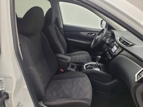 Used 2016 Nissan Rogue S w/ Appearance Package image 21