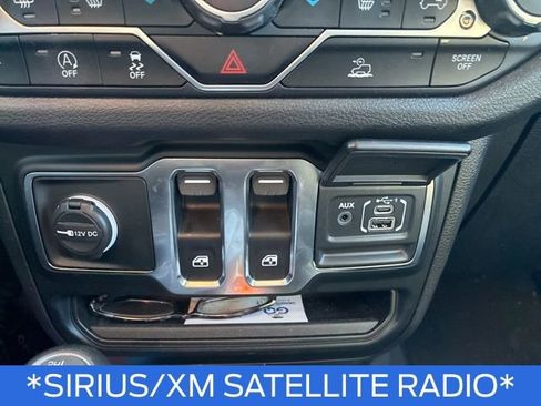 Used 2024 Jeep Wrangler Sport S image 15