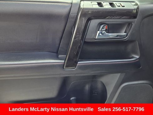 Used 2019 Toyota 4Runner TRD Off-Road Premium AWD/4WD image 24