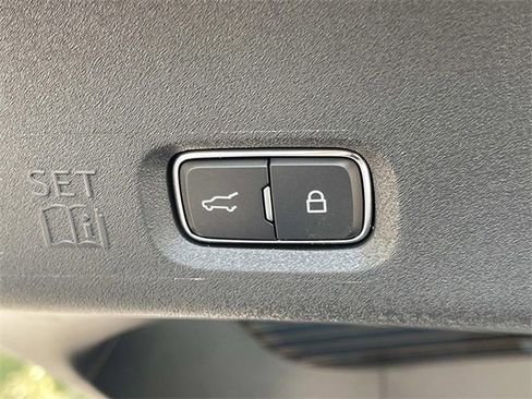 New 2025 Lincoln Navigator Reserve w/ Jet Appearance Package image 13