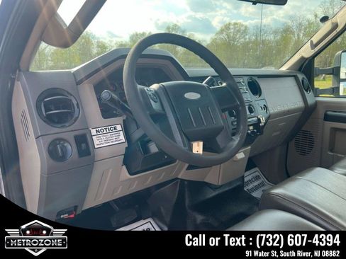 Used 2009 Ford F350 XL image 17