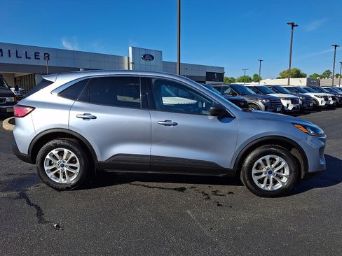 Certified 2022 Ford Escape SE w/ Convenience Package AWD/4WD image 7