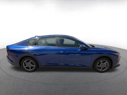 Used 2025 Kia K4 FWD image 16