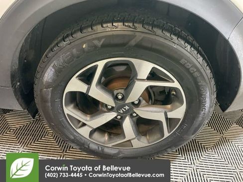 Used 2020 Kia Sportage LX image 25