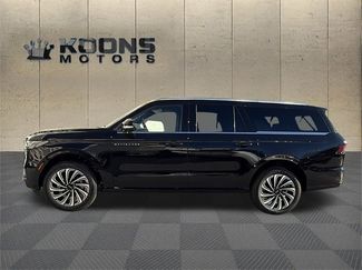 New 2025 Lincoln Navigator L Black Label video 2