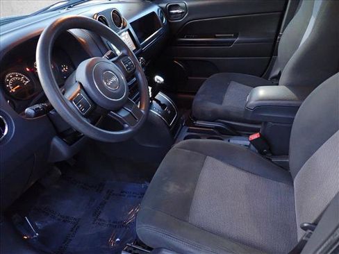 Used 2016 Jeep Patriot Sport w/ Power Value Group image 10