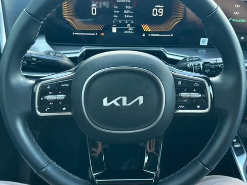 Certified 2025 Kia Sorento S AWD/4WD image 23