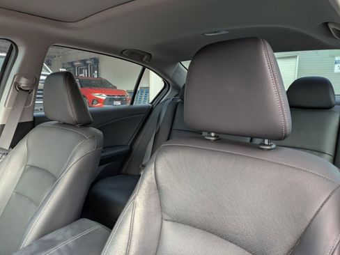 Used 2017 Honda Accord EX-L image 12