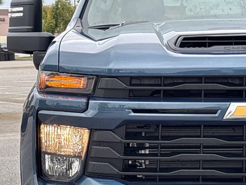 New 2026 Chevrolet Silverado 2500 Custom w/ Custom Value Package AWD/4WD image 4