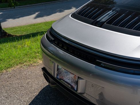 Certified 2026 Porsche 911 Carrera T RWD image 15