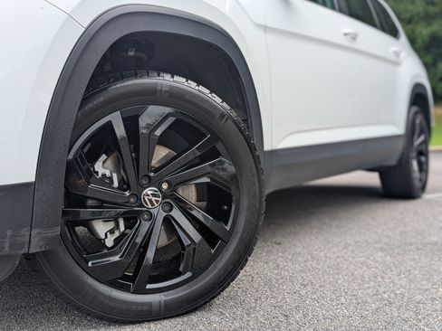 Used 2023 Volkswagen Atlas SE FWD image 34