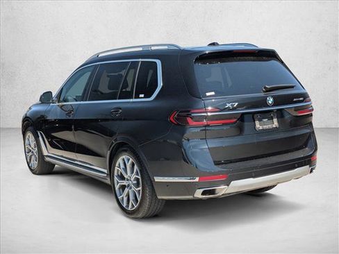 Used 2024 BMW X7 xDrive40i w/ Premium Package AWD/4WD image 7