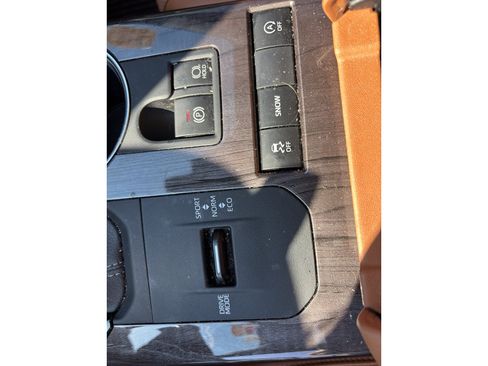 Used 2022 Toyota Highlander Platinum image 10