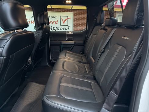 Used 2017 Ford F150 Platinum w/ Equipment Group 701A Luxury image 12
