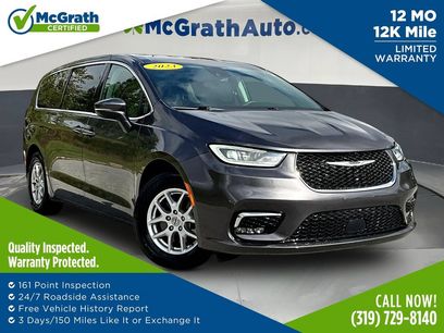 Used 2023 Chrysler Pacifica Touring-L
