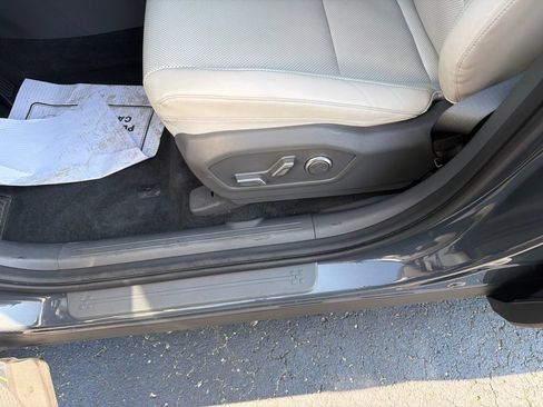 Used 2026 Hyundai Santa Fe SEL FWD image 18