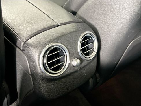 Used 2017 Mercedes-Benz C 300 4MATIC Sedan image 23