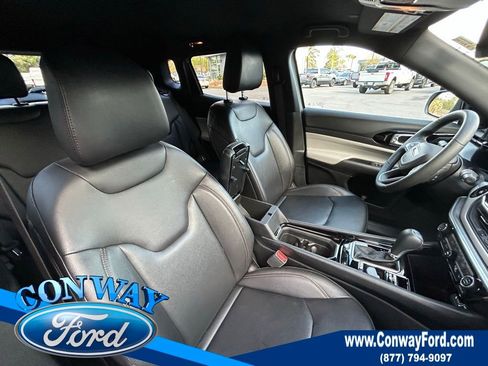 Used 2024 Jeep Compass Limited image 26