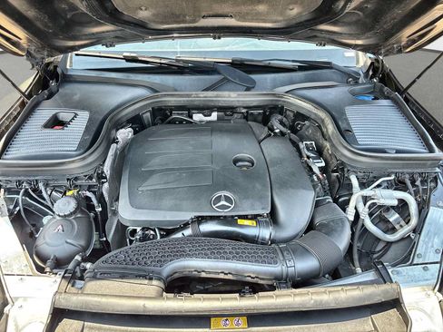 Used 2022 Mercedes-Benz GLC 300 image 14