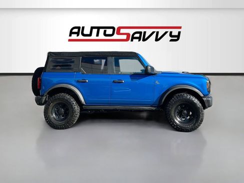 Used 2023 Ford Bronco Black Diamond w/ Sasquatch Package AWD/4WD image 8
