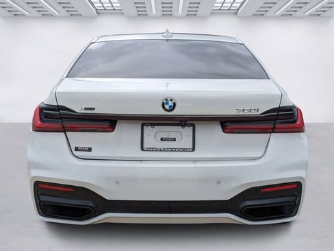 Used 2022 BMW 750i xDrive w/ M Sport Package AWD/4WD image 5