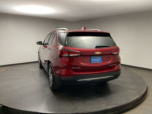 Used 2022 Chevrolet Equinox Premier AWD/4WD image 5