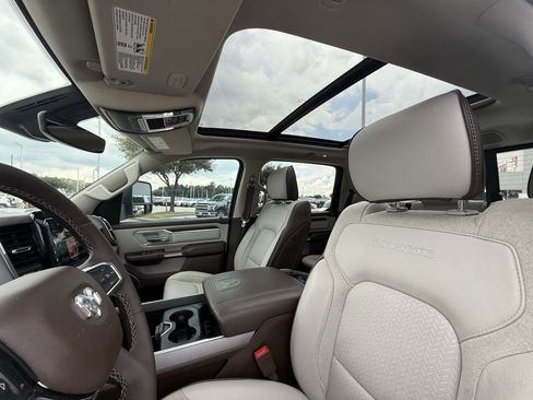 Used 2025 RAM 1500 Laramie w/ Laramie Southwest Edition AWD/4WD image 28