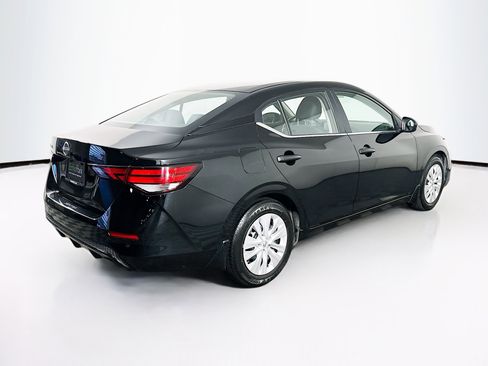 Used 2024 Nissan Sentra S FWD image 9