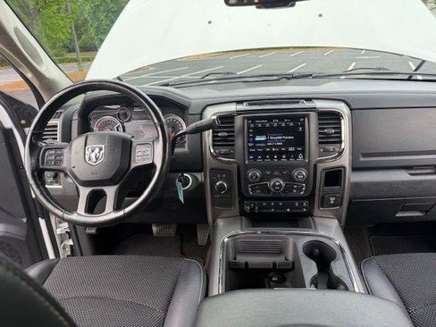 Used 2018 RAM 2500 Big Horn w/ Sport Appearance Group image 31