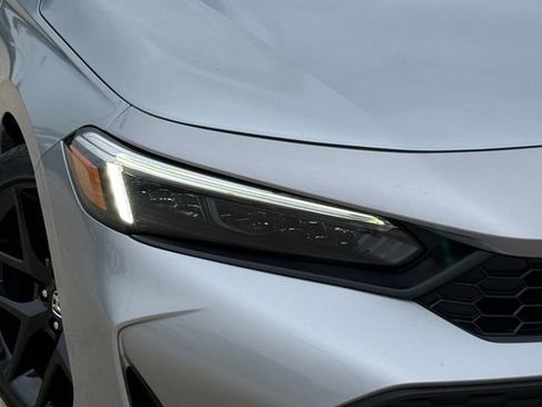 Used 2025 Honda Civic Sport image 3