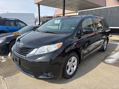 Used 2014 Toyota Sienna LE
