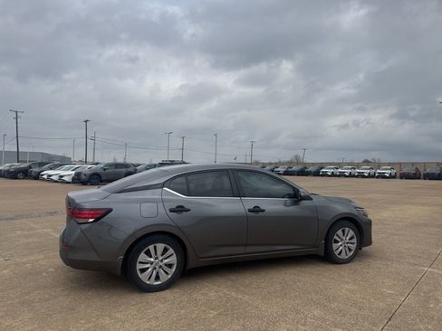 Certified 2024 Nissan Sentra S image 18