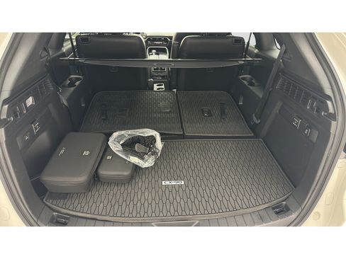 Used 2024 MAZDA CX-90 Plug-In Hybrid w/ Premium Plus AWD/4WD image 30