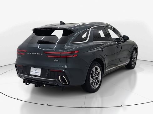 Used 2023 Genesis GV70 2.5T w/ Select Package image 7