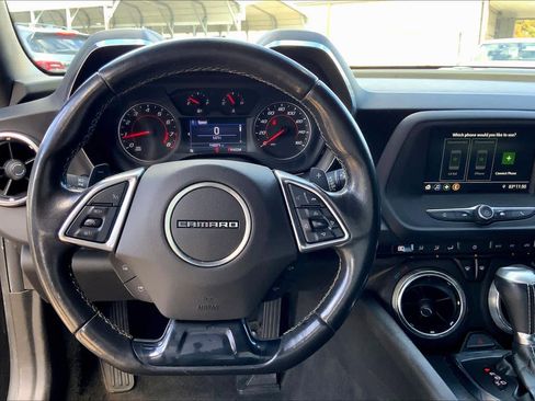 Used 2019 Chevrolet Camaro LT image 5