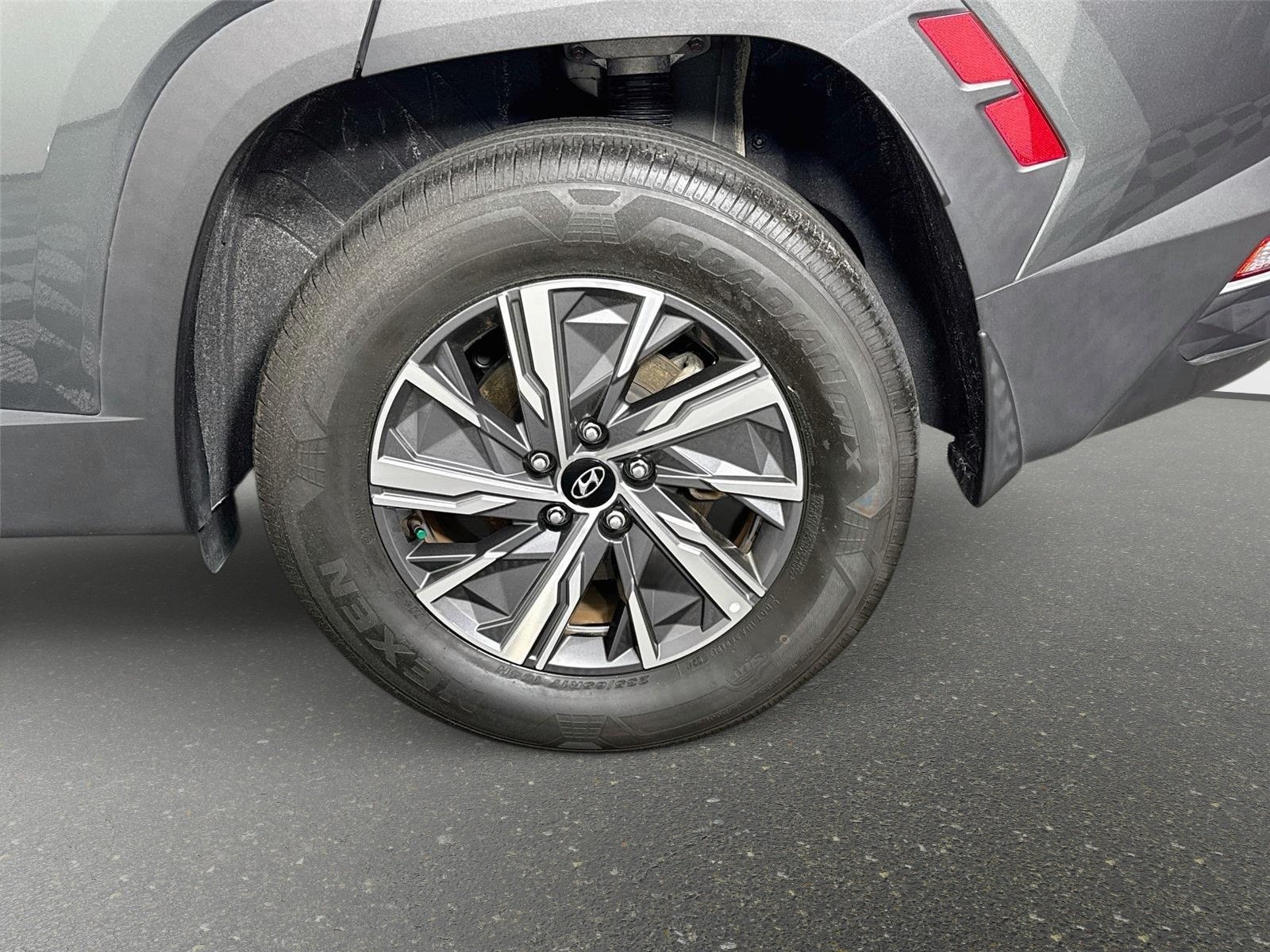 Certified 2024 Hyundai Tucson Blue AWD/4WD image 31