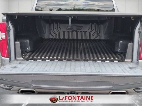 Used 2019 Chevrolet Silverado 1500 Custom w/ Custom Value Package AWD/4WD image 26
