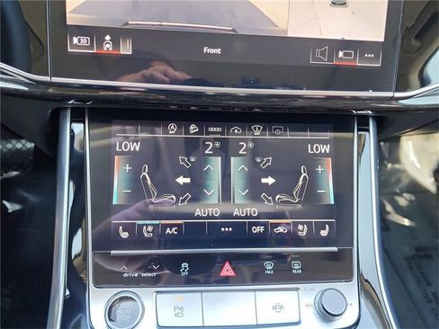 Certified 2022 Audi Q7 3.0T Prestige image 17