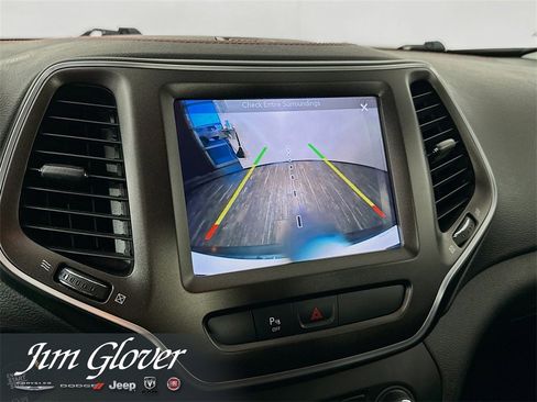 Used 2019 Jeep Cherokee Trailhawk w/ Trailer Tow Group image 34