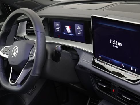 New 2026 Volkswagen Tiguan SE R-Line AWD/4WD image 21