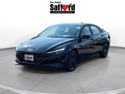 Certified 2023 Hyundai Elantra SEL FWD image 1