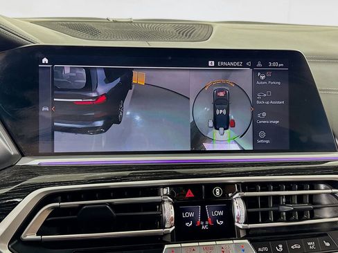 Used 2021 BMW X7 M50i w/ Executive Package image 46