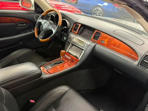 Used 2002 Lexus SC 430 Convertible RWD image 9