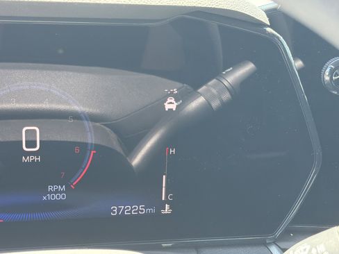 Used 2024 Chevrolet TrailBlazer LS w/ LS Convenience Package FWD image 15