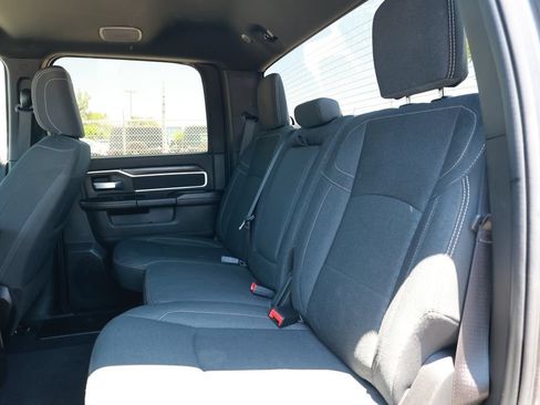 Used 2025 RAM 2500 Big Horn AWD/4WD image 32