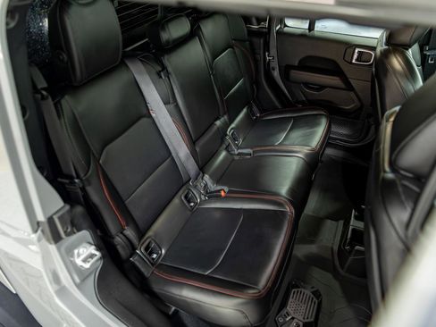 Used 2023 Jeep Gladiator Rubicon w/ Cold Weather Group image 56