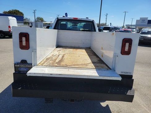 Certified 2023 Ford F250 XL w/ XL Chrome Package image 13