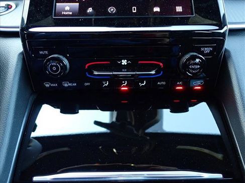 New 2026 Jeep Grand Cherokee L Laredo AWD/4WD image 18