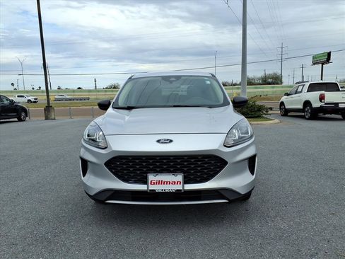Used 2020 Ford Escape S image 3